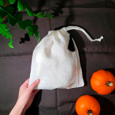 quatreが提供する自然素材を生かした雑貨巾着袋